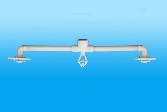 四通接方型喷头